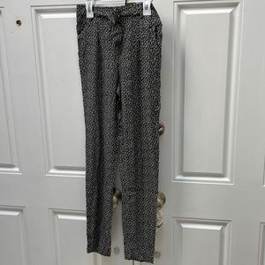 NWT Girls Pants size L (12)